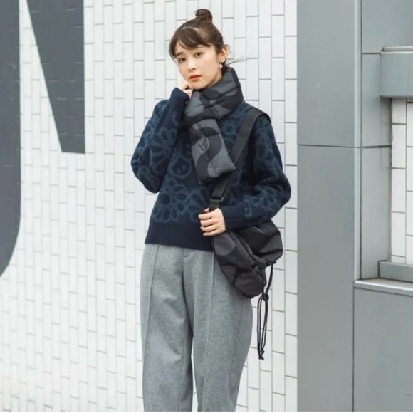 Uniqlo x Marimekko drawstring bag limited collection - Picture 4 of 5